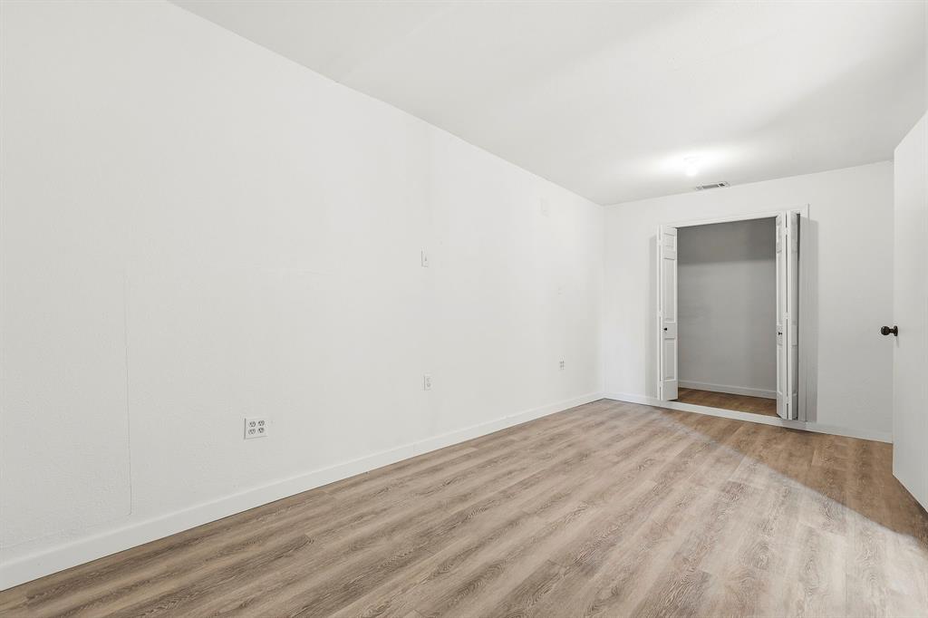 1306 N Floyd Road Property Photo 15