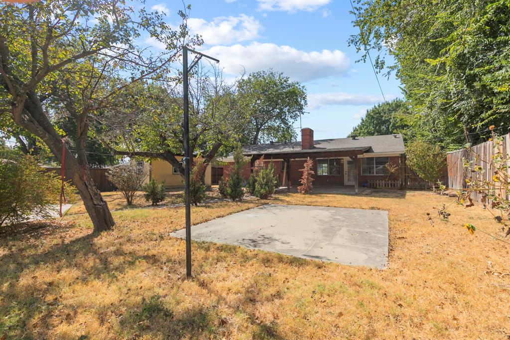 1306 N Floyd Road Property Photo 25