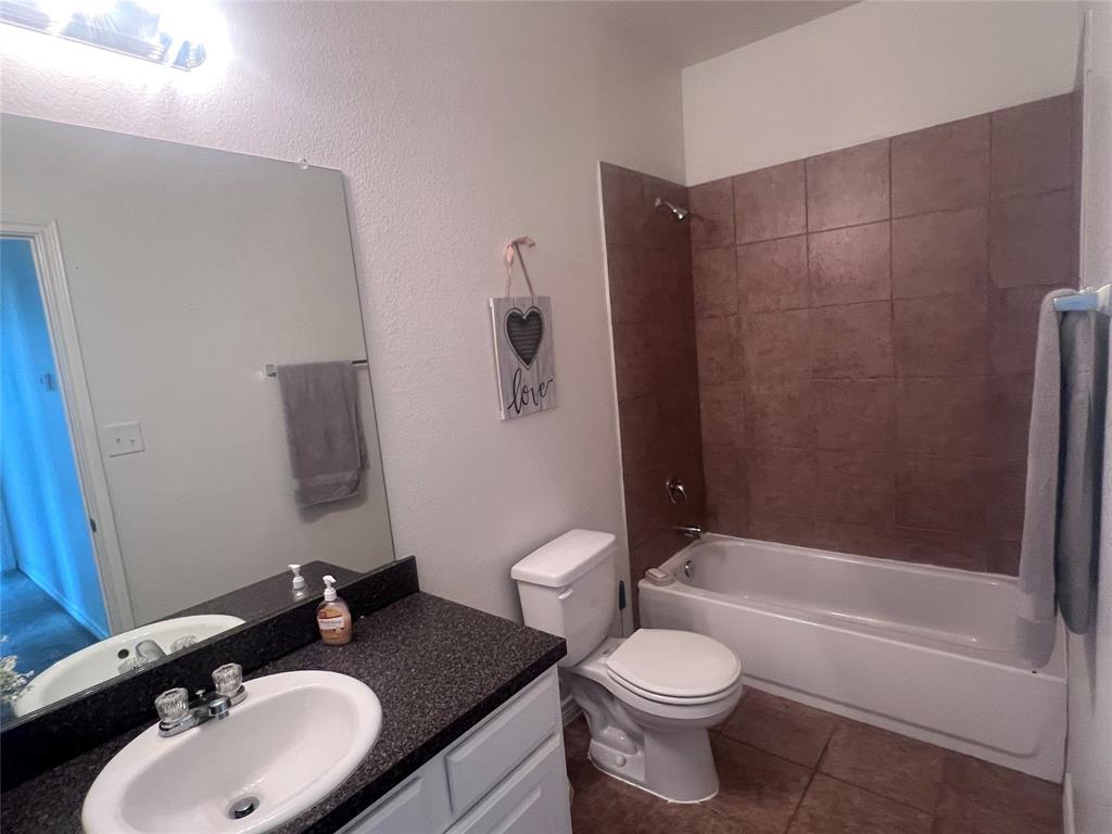 5420 Galante Lane Property Photo 14
