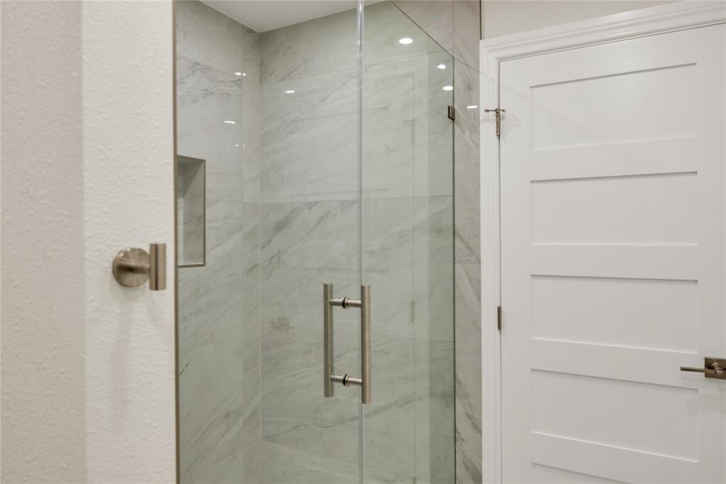 1418 Royal Drive Property Photo 19