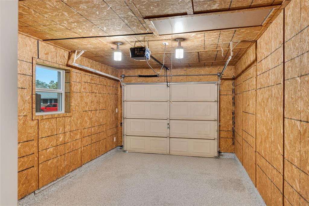 1418 Royal Drive Property Photo 24