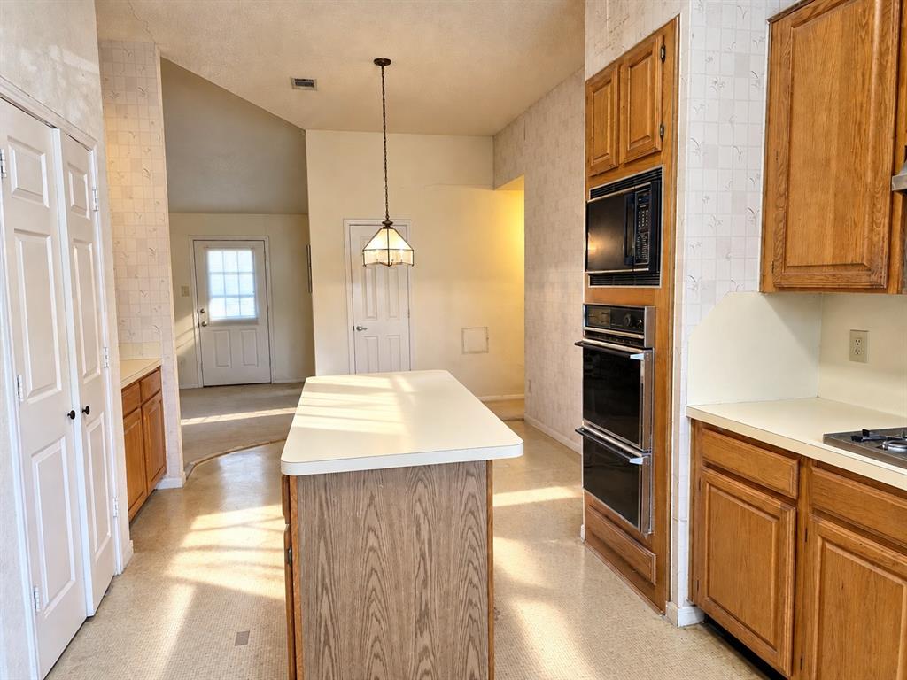 6406 Azalea Drive Property Photo 5