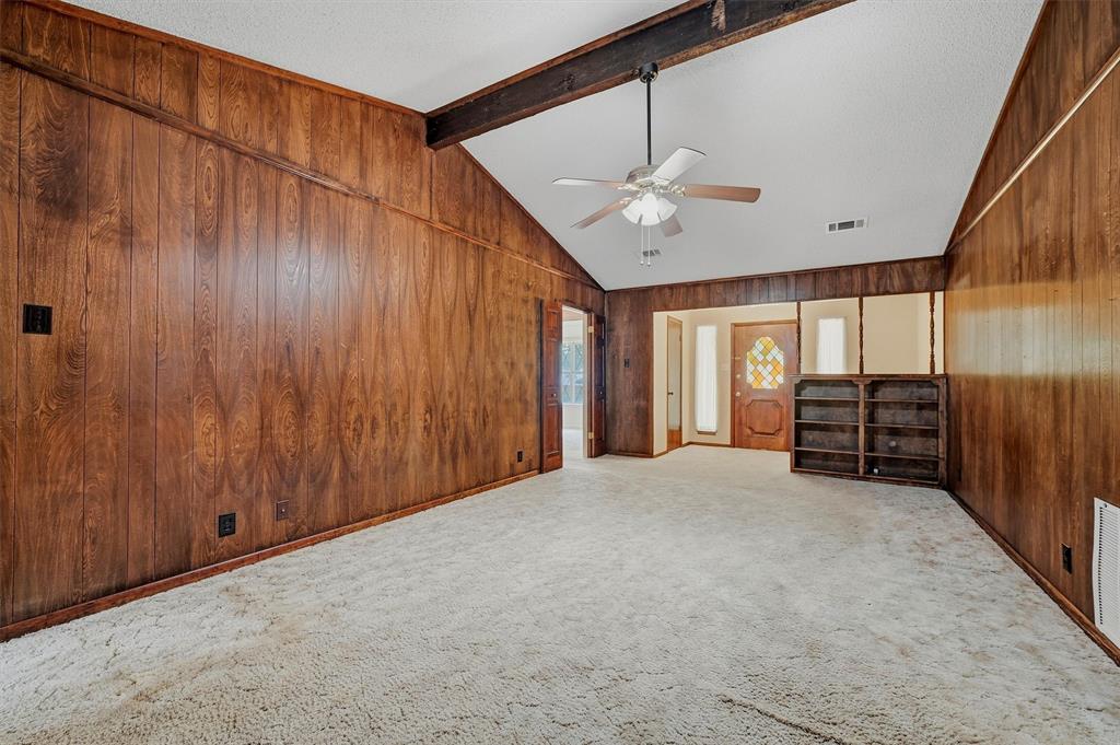 2403 Caprice Avenue Property Photo 10