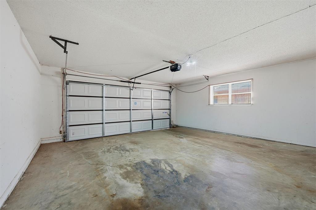 2403 Caprice Avenue Property Photo 21
