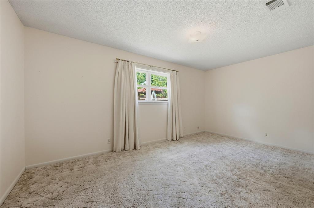 2403 Caprice Avenue Property Photo 22