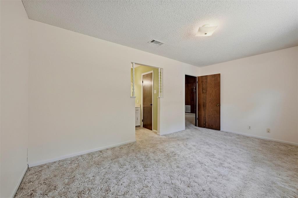 2403 Caprice Avenue Property Photo 24
