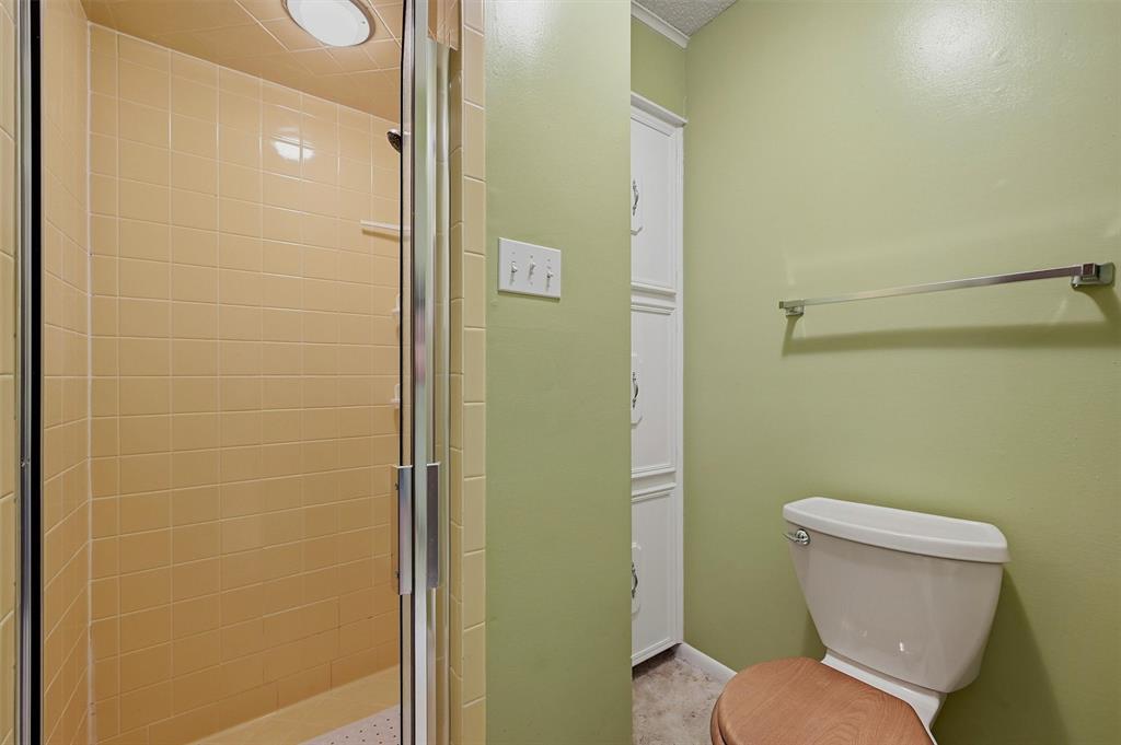 2403 Caprice Avenue Property Photo 26