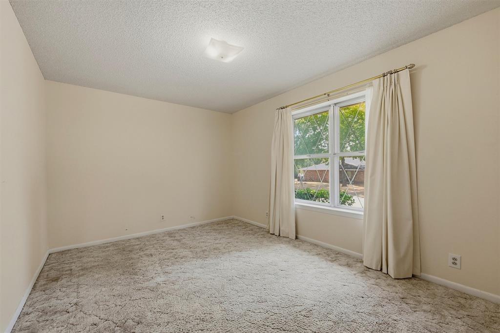 2403 Caprice Avenue Property Photo 27