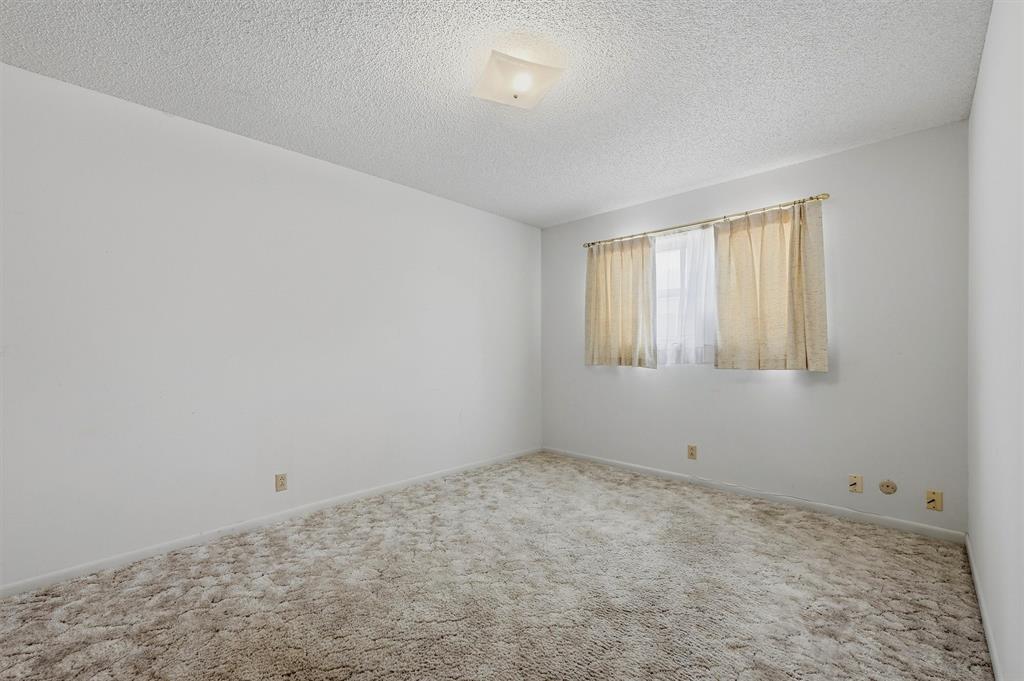 2403 Caprice Avenue Property Photo 30