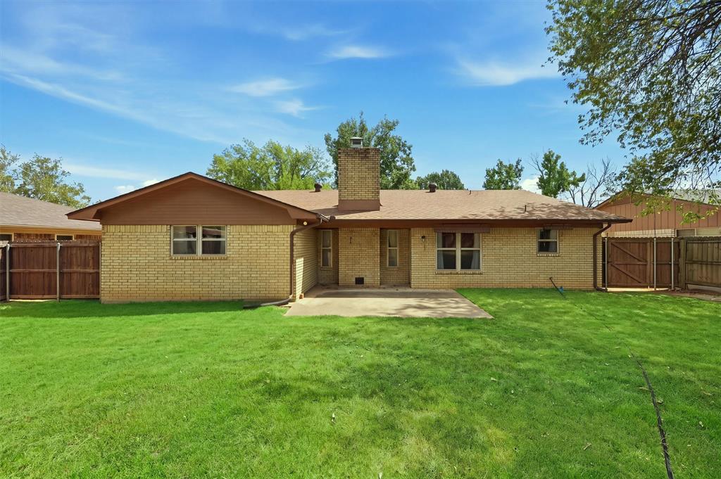 2403 Caprice Avenue Property Photo 34