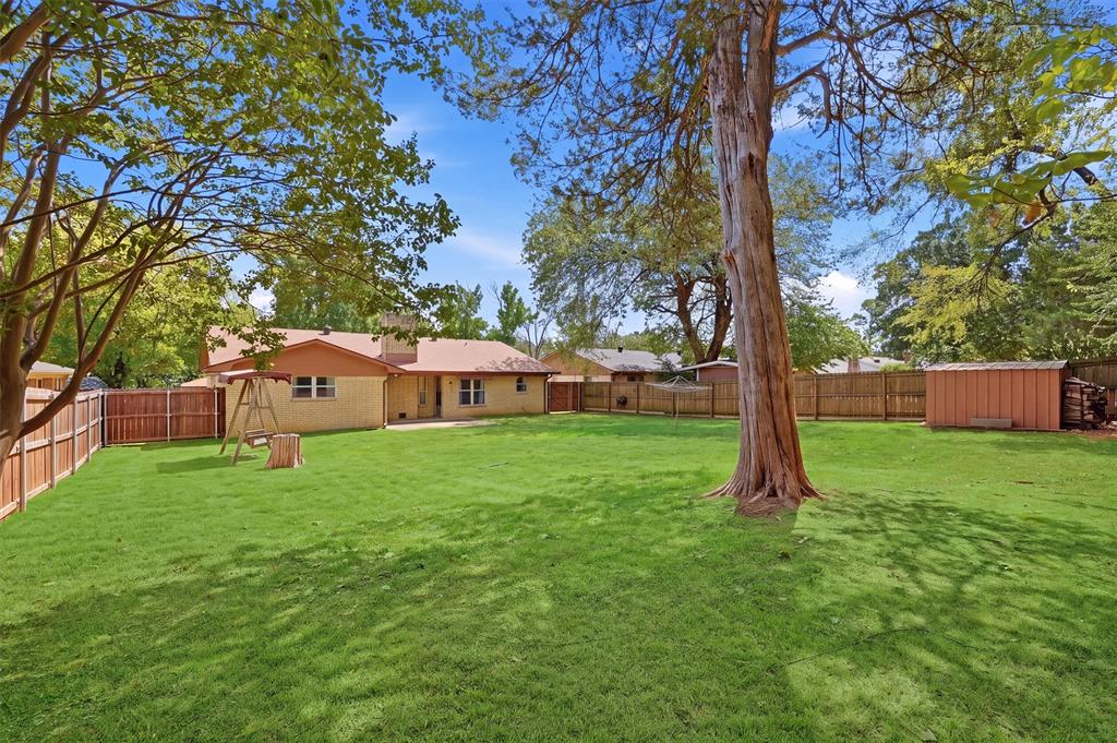 2403 Caprice Avenue Property Photo 36