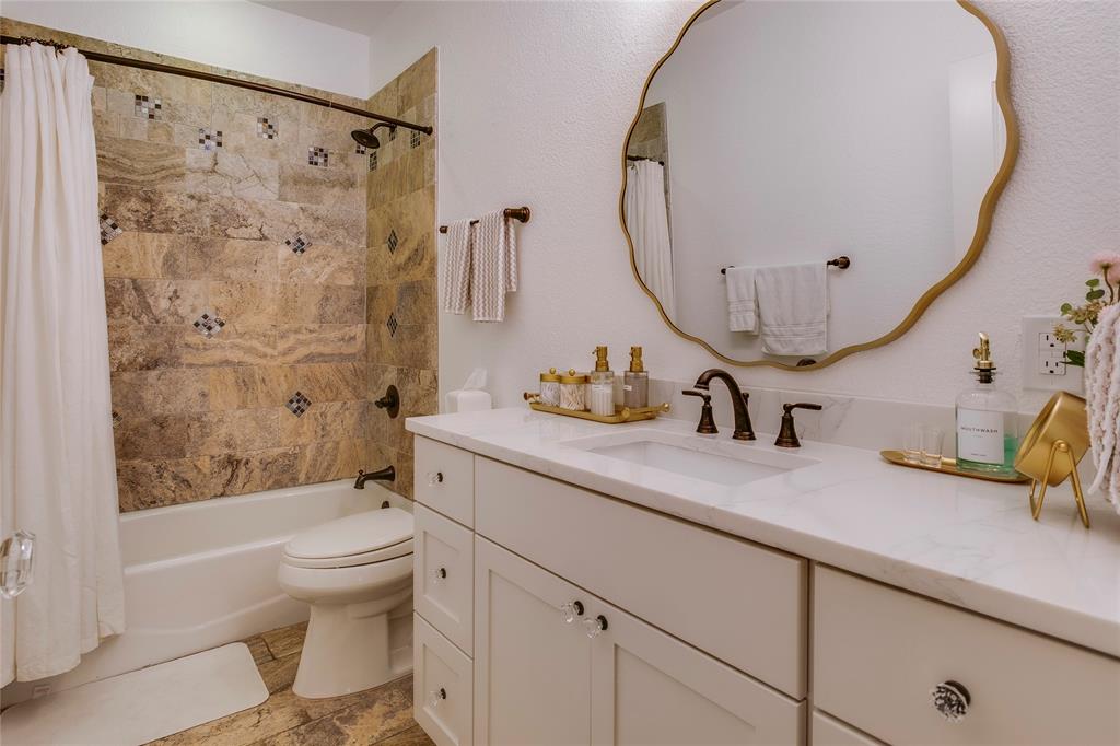 9431 Hobart Street Property Photo 23
