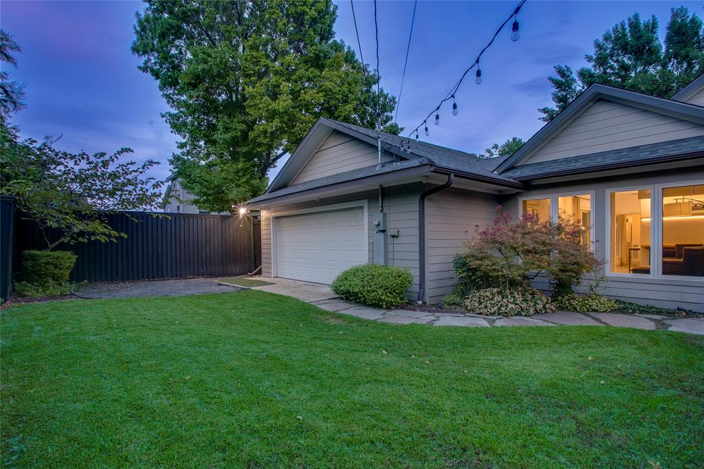 9431 Hobart Street Property Photo 34