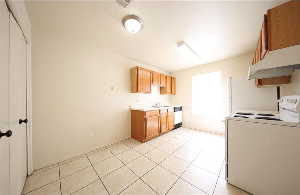 1808 Windward Drive Property Photo 7
