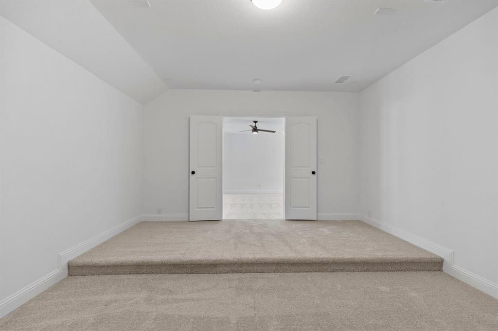 3103 Tobias Property Photo 24
