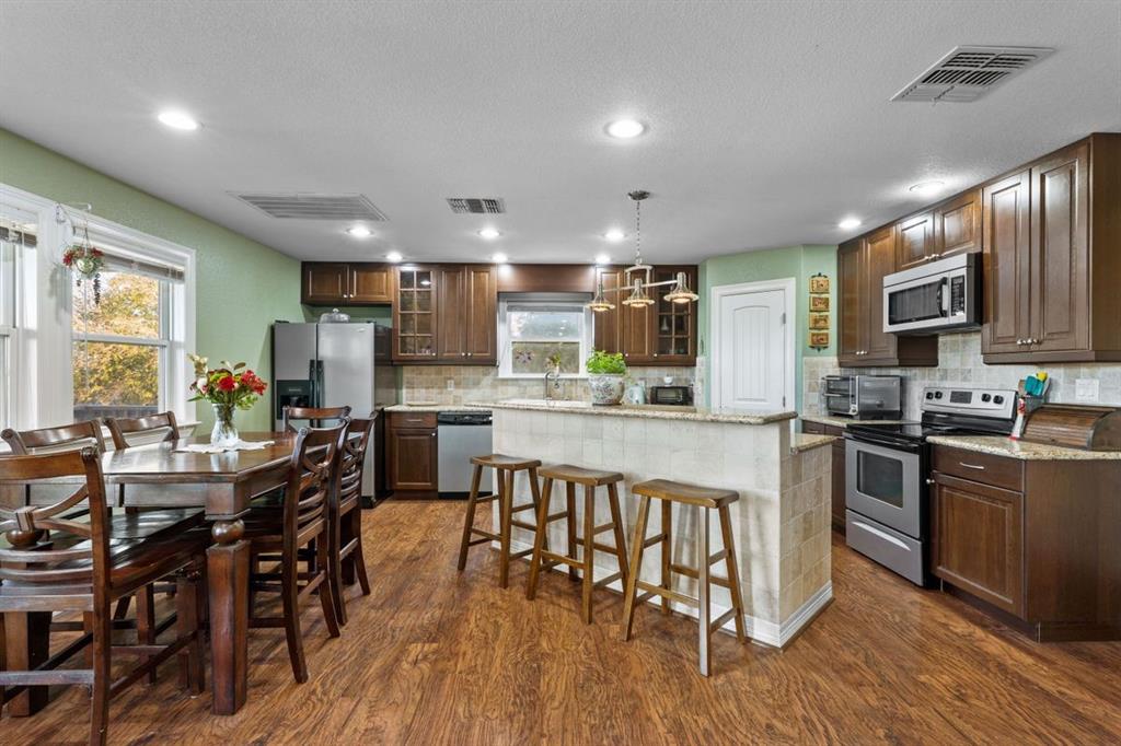 556 Apollo Property Photo 11