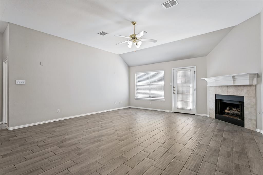 1610 Redwood Drive Property Photo 6