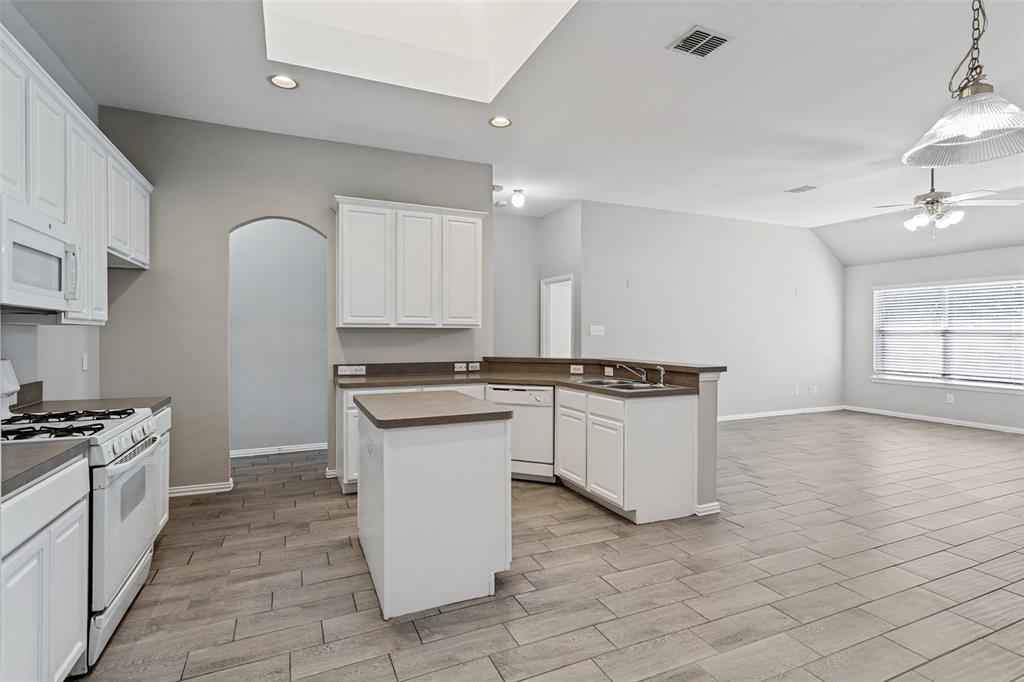 1610 Redwood Drive Property Photo 11