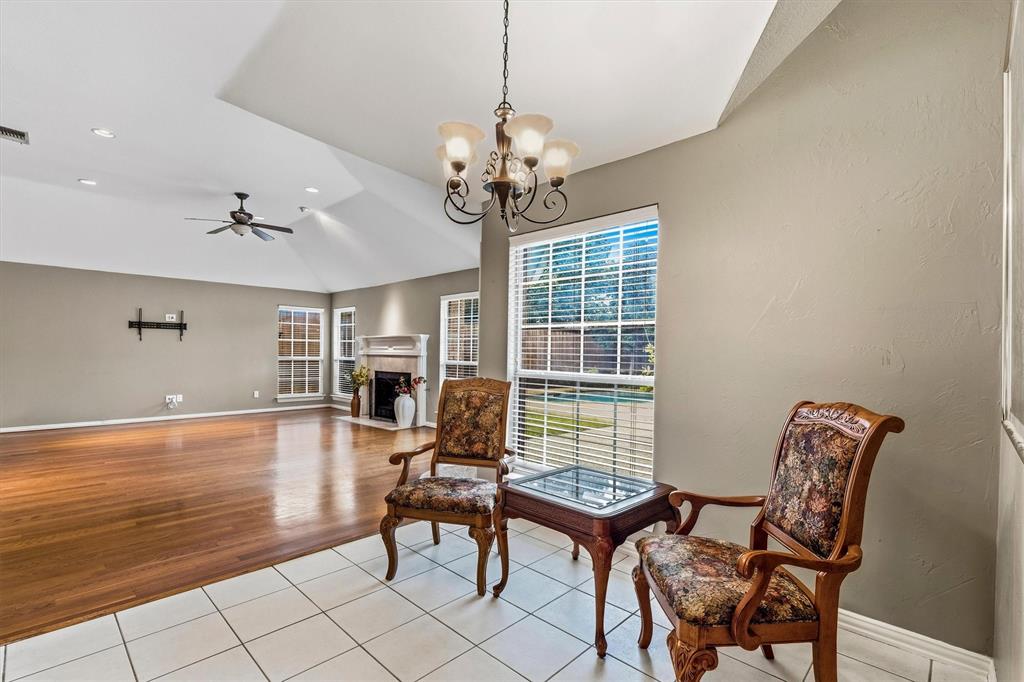 3916 Montrose Drive Property Photo 10