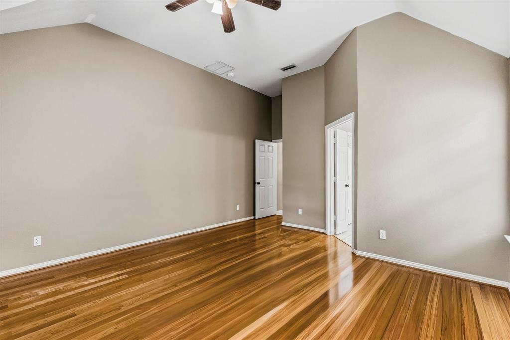 3916 Montrose Drive Property Photo 18