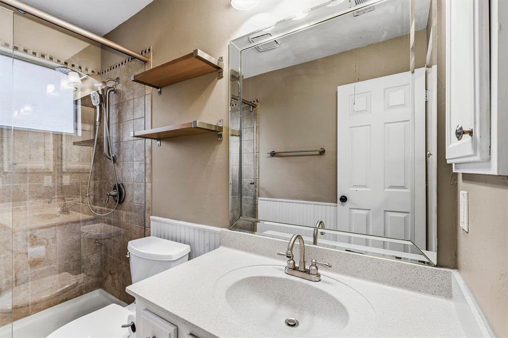 3916 Montrose Drive Property Photo 26
