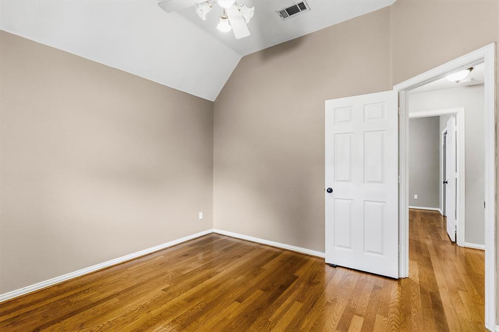 3916 Montrose Drive Property Photo 26