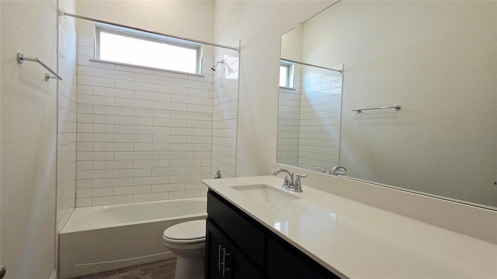 2932 Log Cabin Drive Property Photo 4