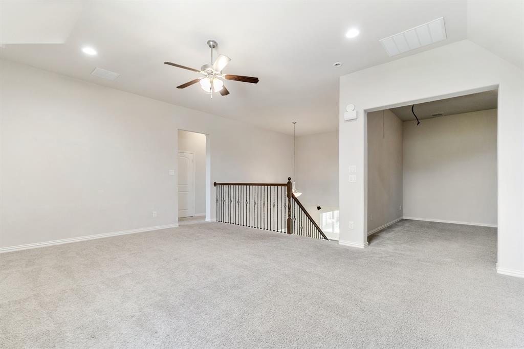 832 Dusty Trail Property Photo 31
