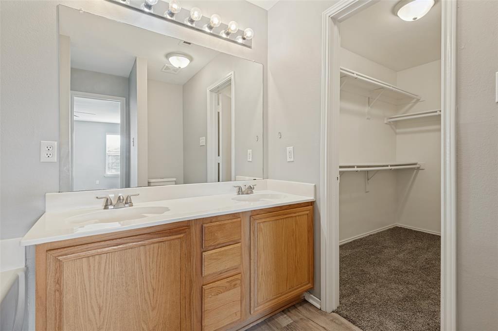 512 Bryn Mawr Property Photo 14
