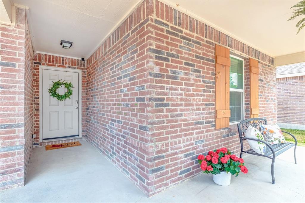 5913 Mountain Bluff Drive Property Photo 1