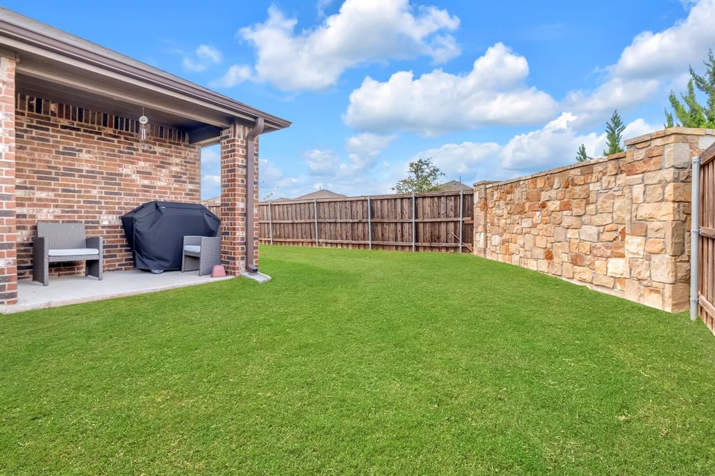 1134 Norias Drive Property Photo 21