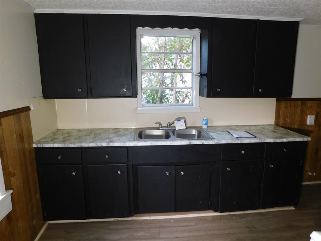 1513 S Walker Street Property Photo 10