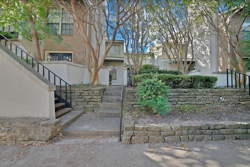 9621 Walnut Street 6106 Property Photo 1