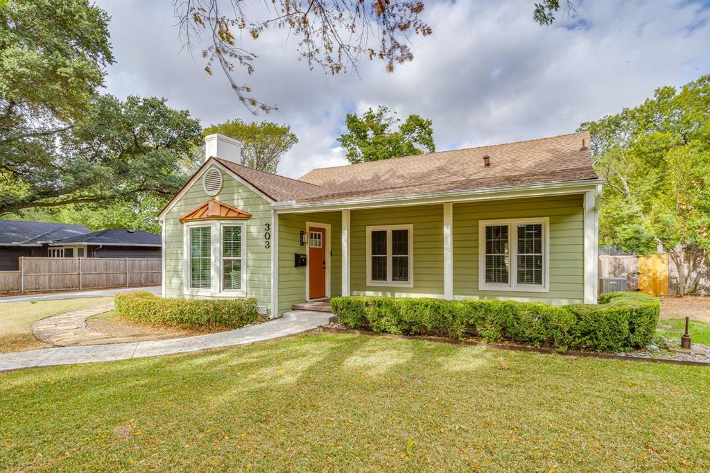 303 Harbin Avenue Property Photo 1