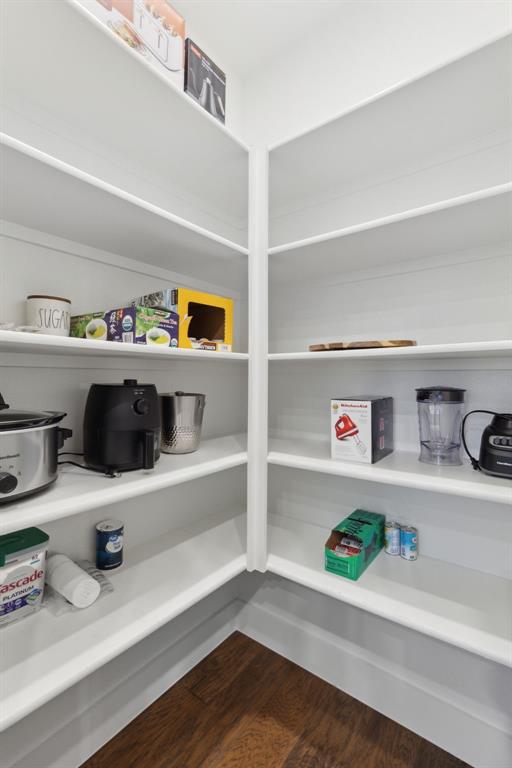 1104 Holcombe Drive Property Photo 10