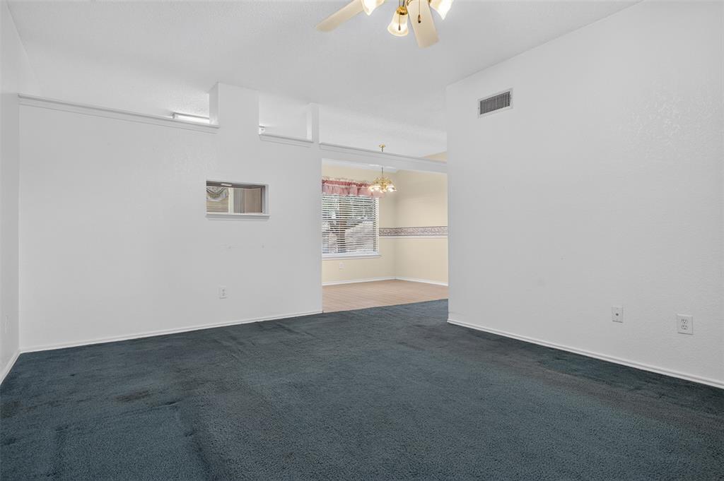 711 Plum Street Property Photo 9