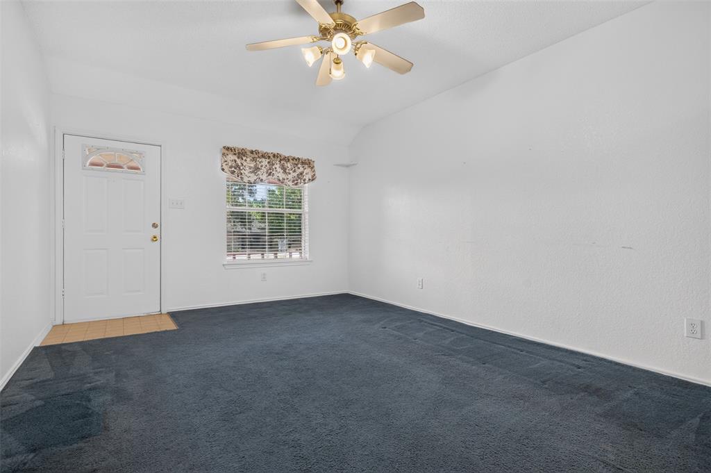 711 Plum Street Property Photo 10