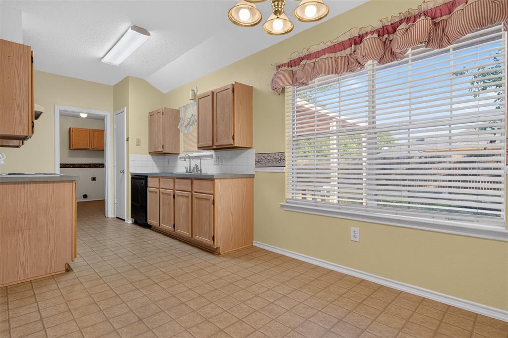 711 Plum Street Property Photo 12