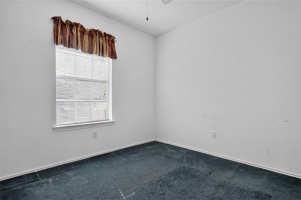 711 Plum Street Property Photo 24