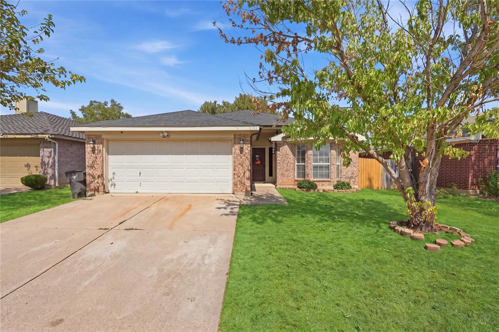 2332 Corral Drive Property Photo 1