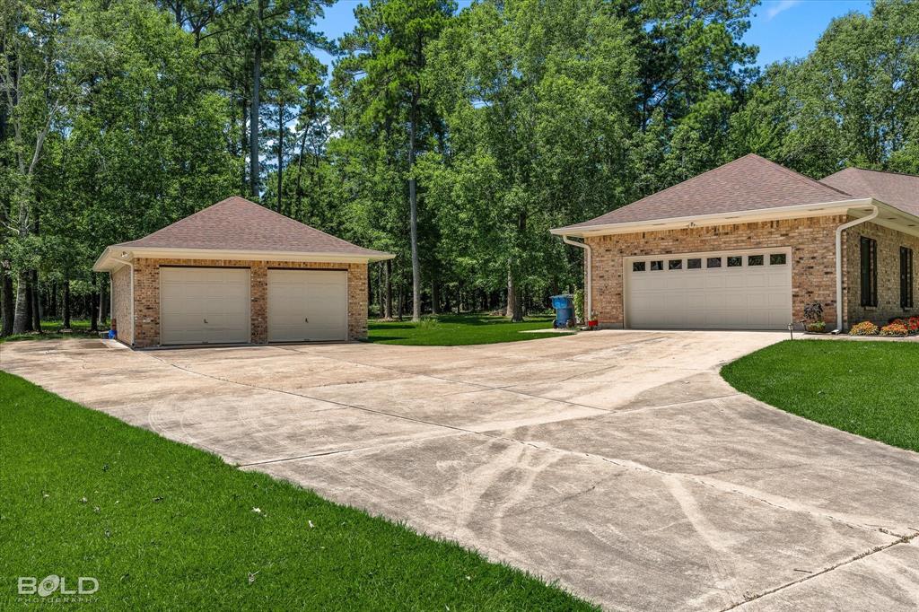 10801 Hearthwood Drive Property Photo 6