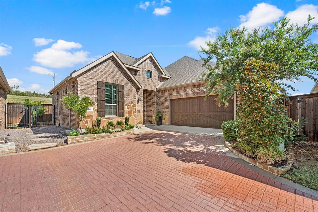 1833 Spotted Fawn Drive Property Photo 1
