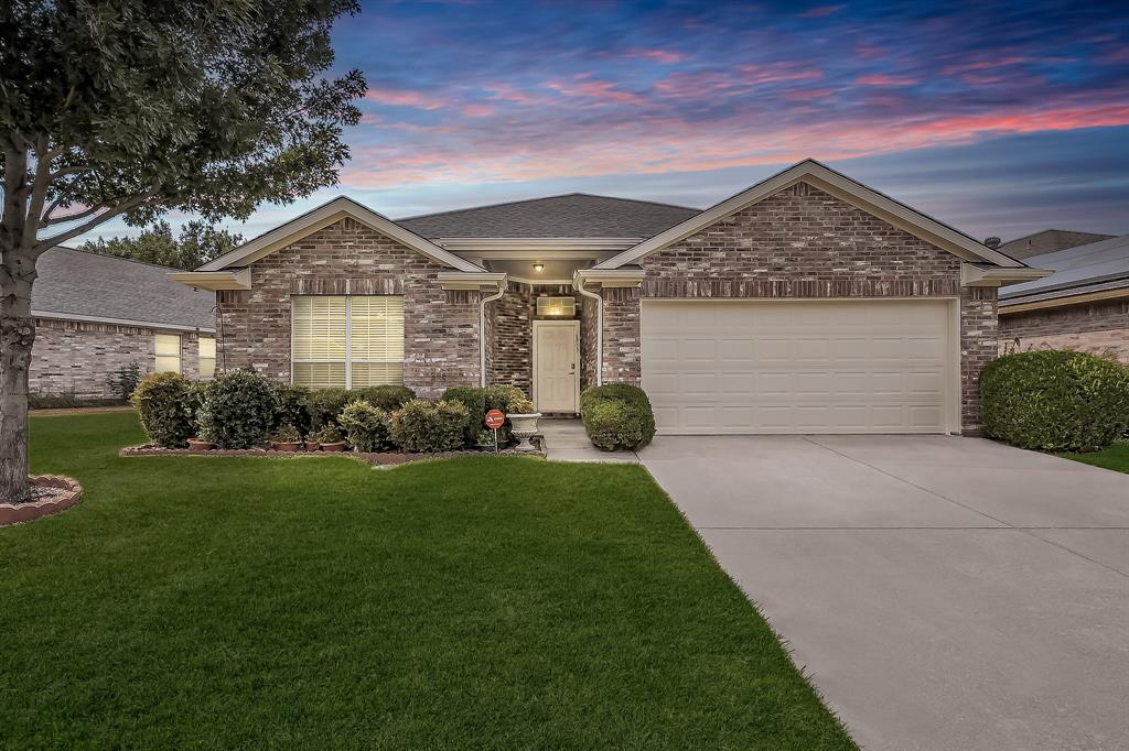 6833 Bluff View Drive Property Photo 1