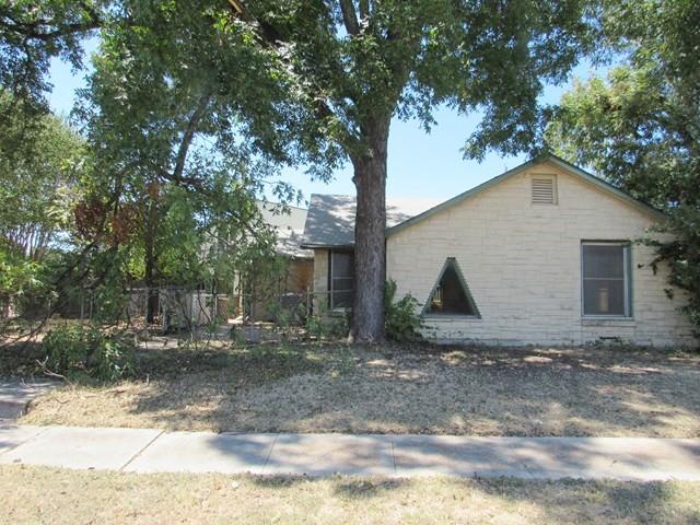 413 S Avenue G Property Photo 1