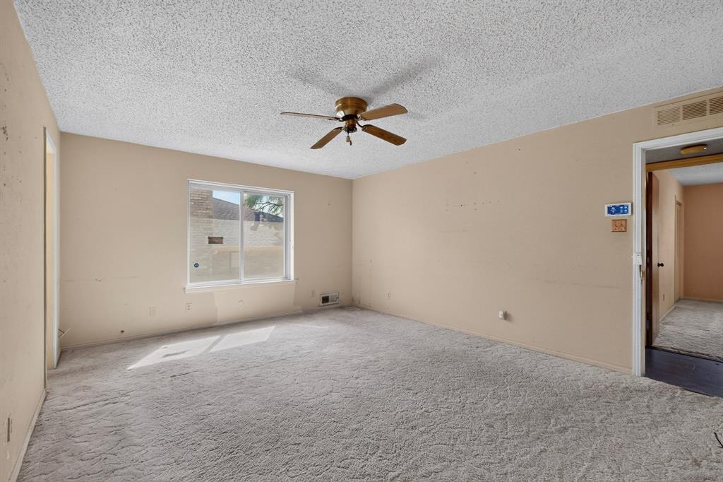 4714 Chilton Drive Property Photo 18
