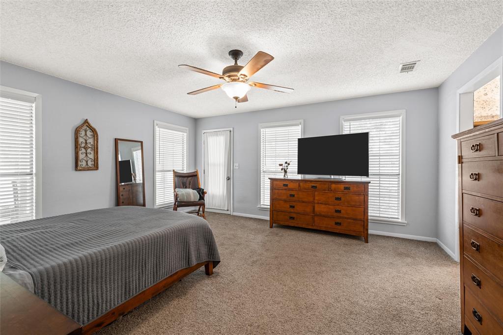 178 Murdoch Road Property Photo 16