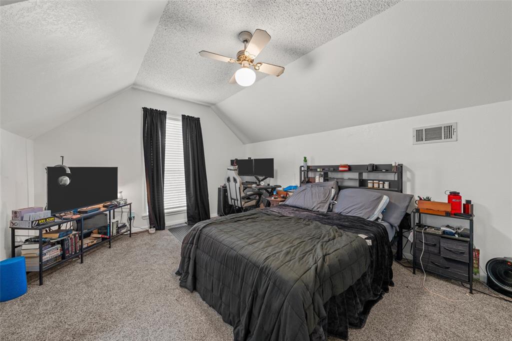 178 Murdoch Road Property Photo 19