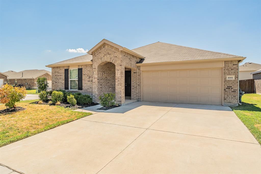 1001 Paso Fino Drive Property Photo 1