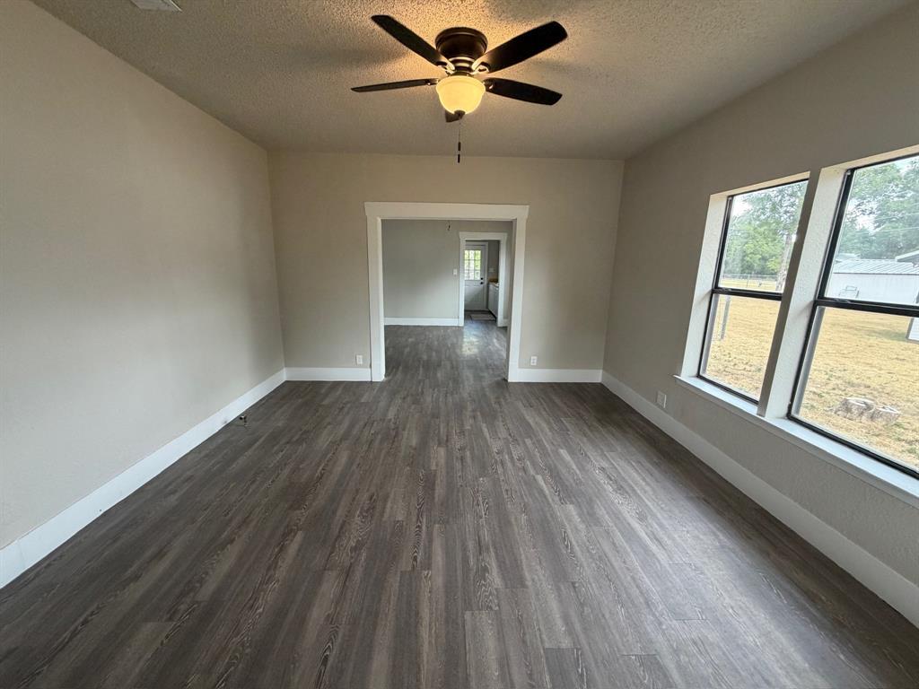 1105 W Main Street Property Photo 6