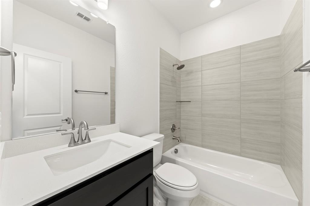 3108 Glatonbury Road Property Photo 17